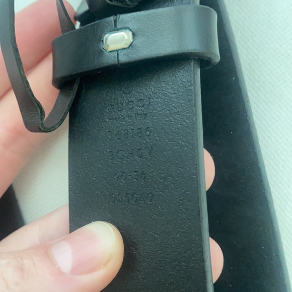 Men’s black Gucci belt size 36 used & authentic - Picture 3 of 4